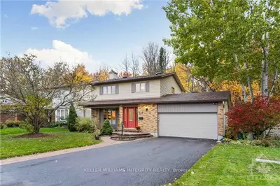 228 HOYLAKE Crescent, Orleans - Cumberland and Area, ON K1E 2M8