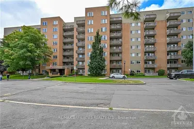 1599 LASSITER Terrace 411, Beacon Hill North - South and Area, ON K1J 8R6