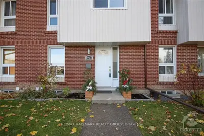 3245 BANNON Way, Blossom Park - Airport and Area, ON K1T 1T2