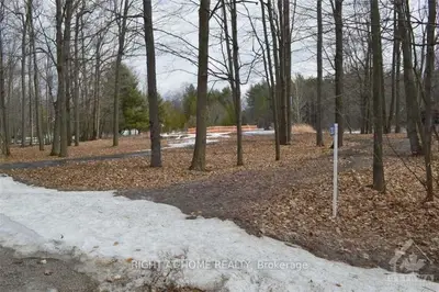 203 ELMSLEY Crescent, Drummond/North Elmsley, ON K7H 3C5