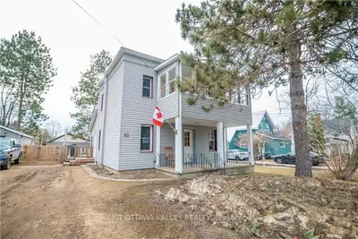 45 DORAN Road, Petawawa, ON K8H 1R1