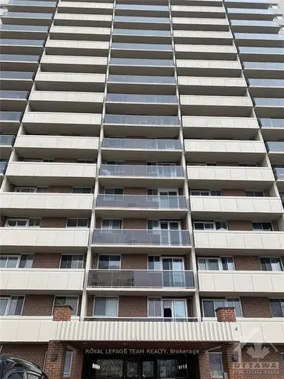 2880 CARLING Avenue 304, Britannia Heights - Queensway Terrace N and Area, ON K4M 0E2