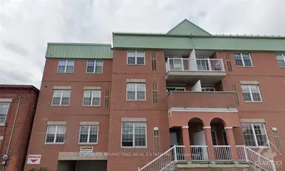 111 Eccles Street S 3, West Centre Town, ON K1R 6S7