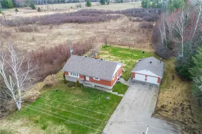 2804 B LINE Road, Laurentian Valley, ON K8A 6W8