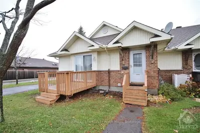 336 CHESTNUT GREEN, Stittsville - Munster - Richmond, ON K0A 2Z0