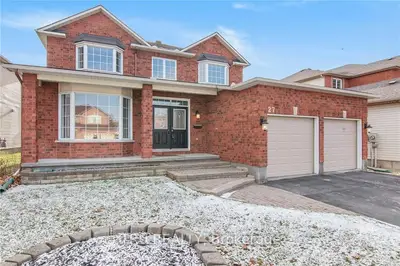 27 Fanterra Way, Hunt Club - South Keys and Area, ON K1T 3Y7