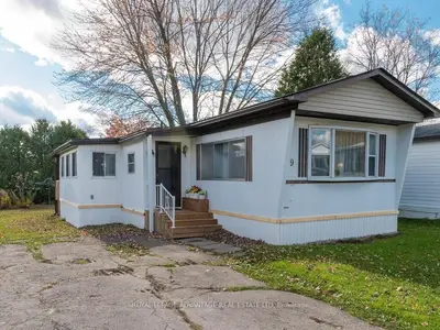 9 SADDLE Avenue, Rideau Lakes, ON K7A 4S5