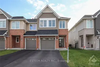 109 ERIC MALONEY Way, Blossom Park - Airport and Area, ON K1T 0R2