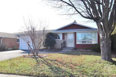 4 TANGLEWOOD Drive, Bells Corners and South to Fallowfield, ON K2H 6P3
