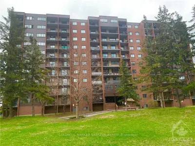 2650 SOUTHVALE Crescent 407, Elmvale Acres and Area, ON K1B 4S9
