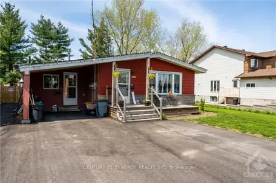 2232 BOYER Road, Orleans - Convent Glen and Area, ON K1C 1R4