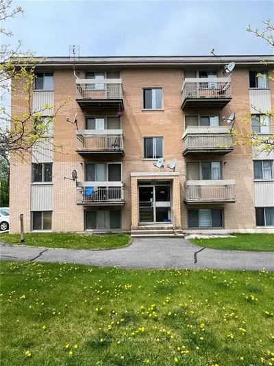998 CARTIER Boulevard 1, Hawkesbury, ON K6A 1W7