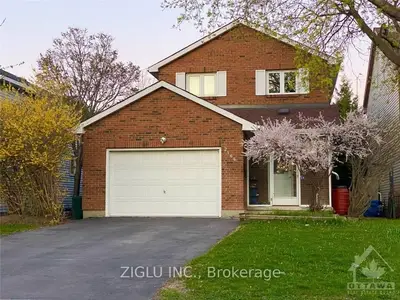 2166 EAST ACRES Road, Beacon Hill North - South and Area, ON K1J 9A5