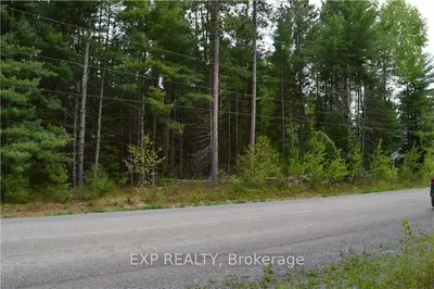 548 PINE Street, Greater Madawaska, ON K0J 2R0