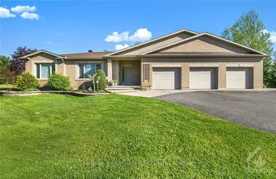 6538 COURTLAND GROVE Crescent, Greely - Metcalfe - Osgoode - Vernon and Area, ON K4P 1G5