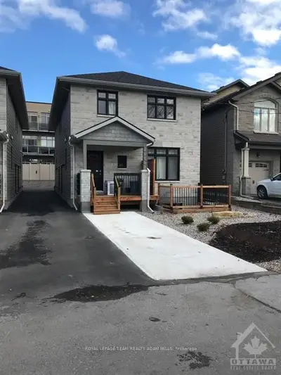681 EDISON Avenue G, Carlingwood - Westboro and Area, ON K2A 1W2