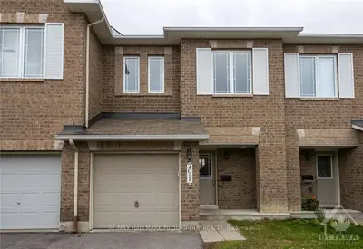 2015 BOISFRANC Circle, Orleans - Cumberland and Area, ON K4A 5E7