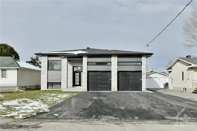 12 BOURASSA Street A, Russell, ON K0A 1W0