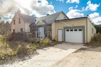 2611 B LINE Road, Laurentian Valley, ON K8A 6W8