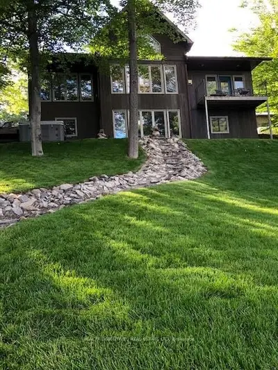 395 CHERIE HILL Street, Tay Valley, ON K7H 3C7