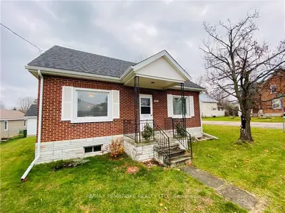 251 FRASER Street, Pembroke, ON K8A 1X7