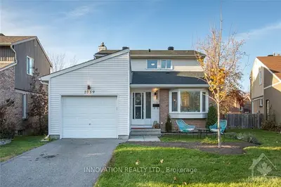 1059 CHATEAU Crescent, Orleans - Convent Glen and Area, ON K1C 2C9