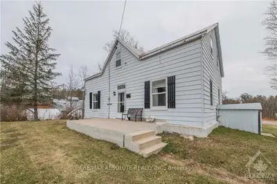 1670 BURNSTOWN Road, McNab/Braeside, ON K0J 1G0
