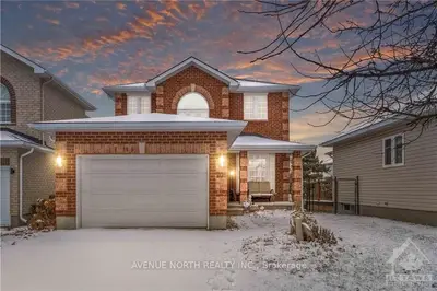 708 VERMILLION Drive, Blossom Park - Airport and Area, ON K1V 1W1