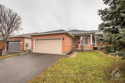 32 TRUMP Avenue, Carlington - Central Park, ON K2C 4A7