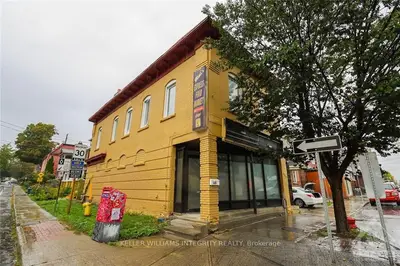 549 GLADSTONE Avenue 2, Ottawa Centre, ON K1R 5N9