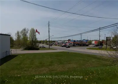 1927 PARKEDALE Avenue, Brockville, ON K6V 3H1