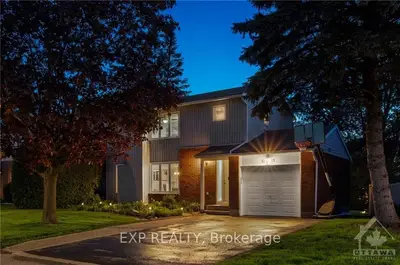 1053 CHATEAU Crescent, Orleans - Convent Glen and Area, ON K1C 2C9