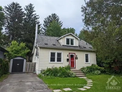 126 SCRIVENS Street, Britannia - Lincoln Heights and Area, ON K2B 6H4
