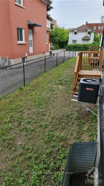 987 Hollington Street, Carlington - Central Park, On K1z 6k6