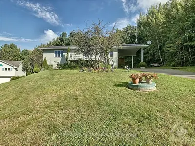 575 CAMPBELL Road, Alfred and Plantagenet, ON K0B 1L0