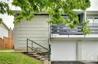 43 Southview Crescent, Cityview - Parkwoods Hills - Rideau Shore, On K2e 5r4