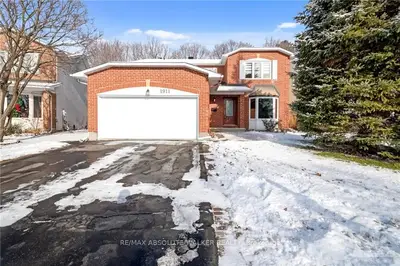 1911 DANNISTON Crescent, Orleans - Cumberland and Area, ON K1E 3S9