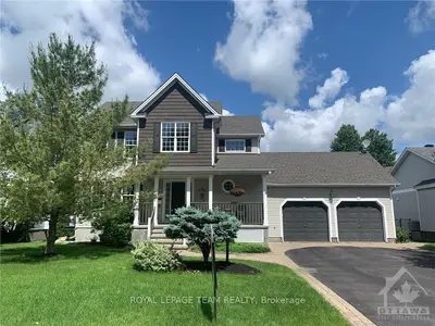 7 MCCUAIG Drive, Stittsville - Munster - Richmond, ON K2S 1S1
