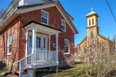 18 ST LAWRENCE Street, South Dundas, ON K0C 1X0