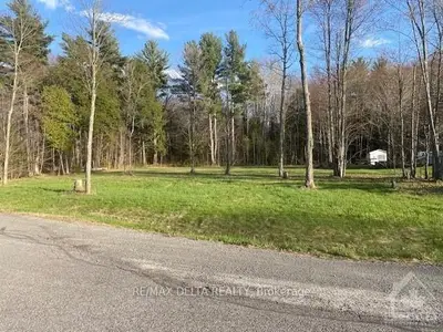 1954 CLAUDETTE Drive, Clarence-Rockland, ON K4K 1K7