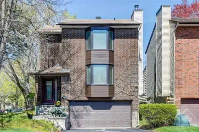 106 Gillespie Crescent, Hunt Club - Windsor Park Village And Area, On K1v 0j6