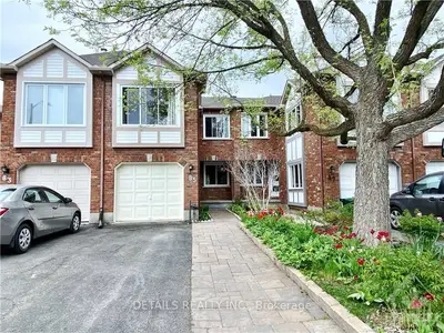 85 HUNTERSWOOD Crescent, Hunt Club - South Keys and Area, ON K1G 5V9