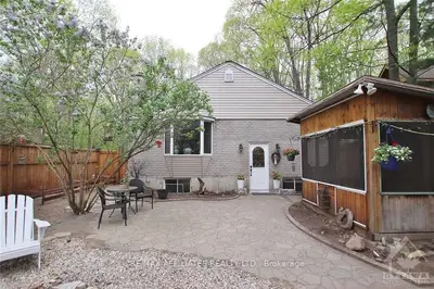 573 BAYVIEW Drive, Constance Bay - Dunrobin - Kilmaurs - Woodlawn, ON K0A 3M0
