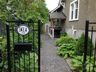 141 BRITANNIA Road A, Britannia - Lincoln Heights and Area, ON K2B 5X1
