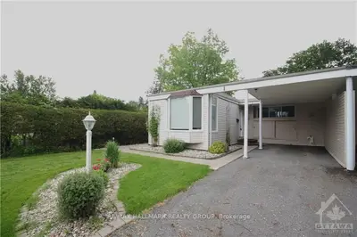 1 ROCHE Place, Crystal Bay - Rocky Point - Bayshore, ON K2H 5P8
