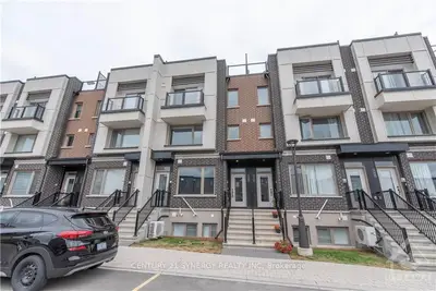 539 OZAWA, Manor Park - Cardinal Glen and Area, ON K1K 4Z8