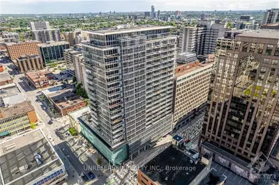 324 LAURIER Avenue W 1606, Ottawa Centre, ON K1P 0A4