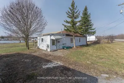 Detached in Kingston