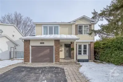1106 ST GERMAIN Crescent, Orleans - Convent Glen and Area, ON K1C 2L8