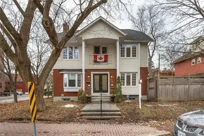 234 CHAPEL Street, Lower Town - Sandy Hill, ON K1N 7Y7
